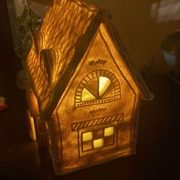 Gingerbread House Lights Up New